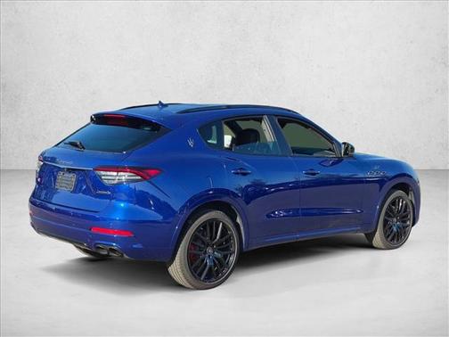 Blu Emozione Metallic 2022 Maserati Levante GT