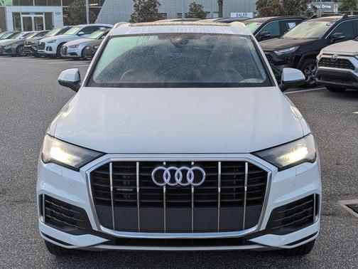 2023 Audi Q7 45 Premium
