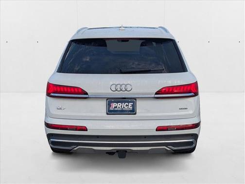 2023 Audi Q7 45 Premium