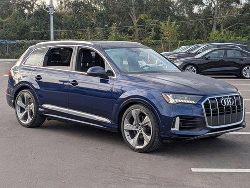 2021 Audi Q7 55 Prestige