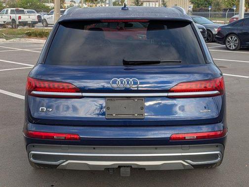 2021 Audi Q7 55 Prestige