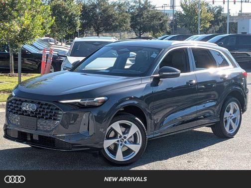 2025 Audi Q5 Premium Plus