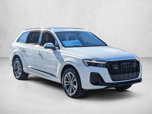 2026 Audi Q7 45 Premium