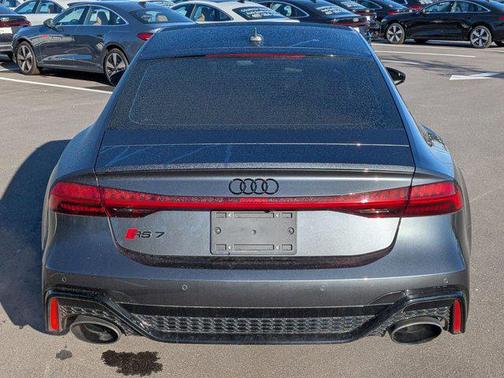 2022 Audi RS 7 4.0T