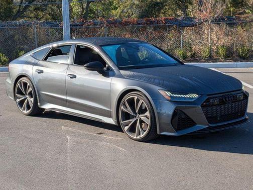 2022 Audi RS 7 4.0T
