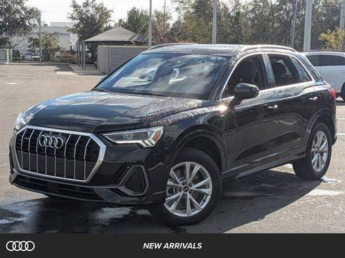 2025 Audi Q3 Premium 45 TFSI S line quattro Tiptronic