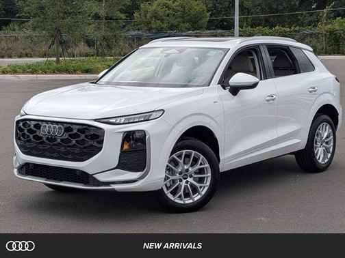 Arkona White 2026 Audi Q3 S line