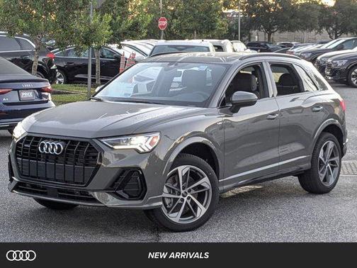 2025 Audi Q3 Premium 45 TFSI S line quattro Tiptronic