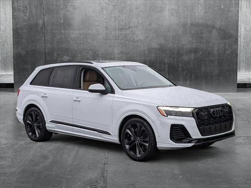 2025 Audi Q7 55 Prestige