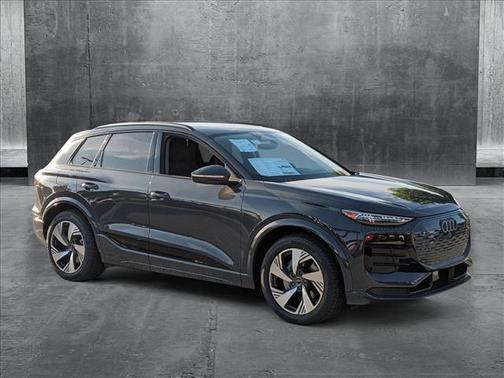 2025 Audi Q6 e-tron Prestige quattro