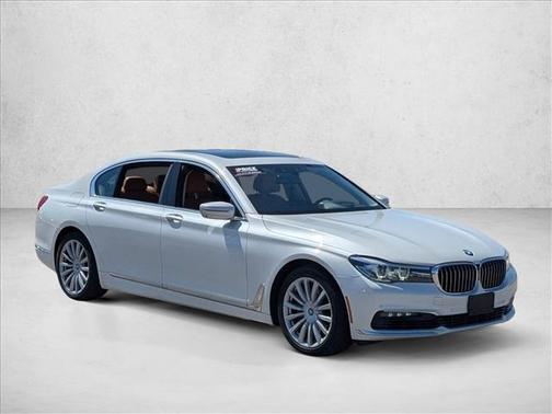 2017 BMW 740e xDrive iPerformance