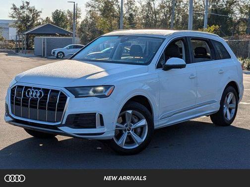 2023 Audi Q7 45 Premium