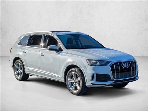 2023 Audi Q7 45 Premium
