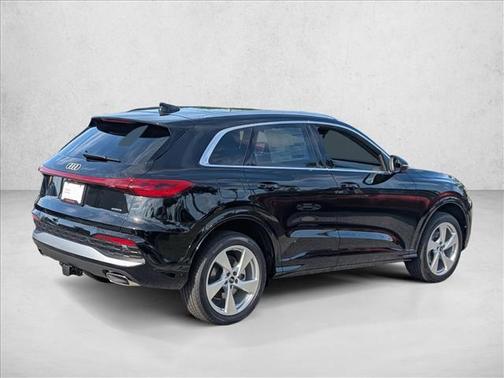 2025 Audi Q5 Premium Plus TFSI quattro S tronic