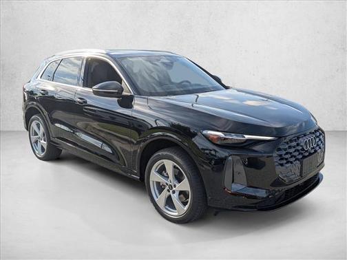 2025 Audi Q5 Premium Plus TFSI quattro S tronic