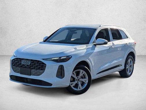 Arkona White 2025 Audi Q5 Premium TFSI quattro S tronic