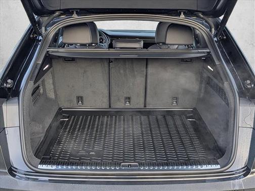 2026 Audi Q8 55 Premium Plus