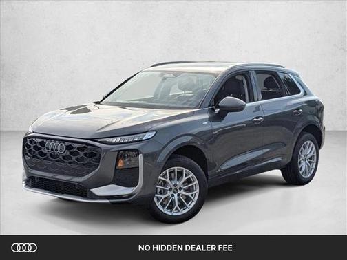 Daytona Gray Pearl Effect 2026 Audi Q3 S line