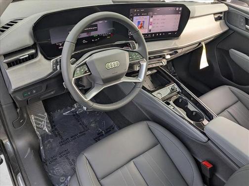Daytona Gray Pearl Effect 2026 Audi Q3 S line