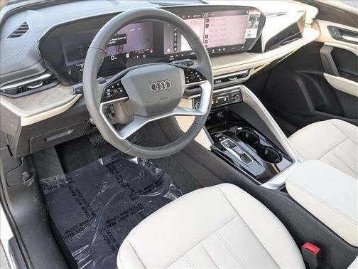 Glacier White Metallic 2026 Audi Q5 Premium TFSI quattro S tronic