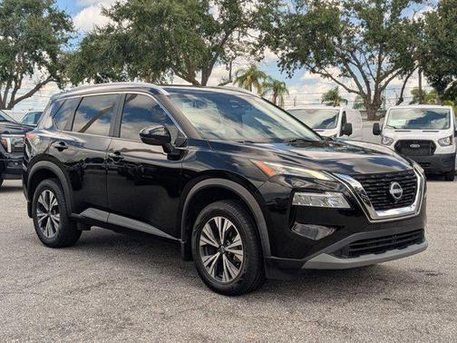 2022 Nissan Rogue SV