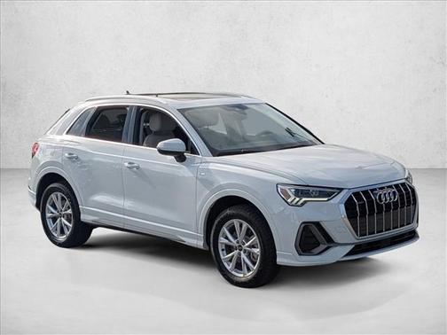 2024 Audi Q3 45 S line Premium Plus