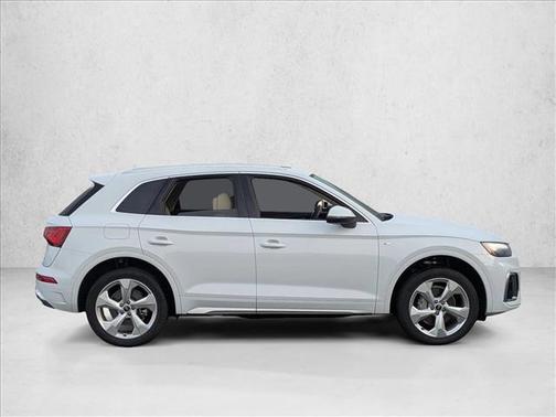 2025 Audi Q5 45 S line Premium Plus