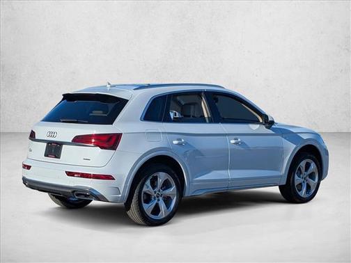 2025 Audi Q5 45 S line Premium Plus