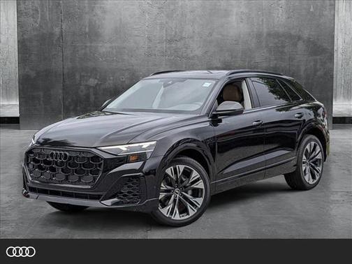 2025 Audi Q8 55 Premium Plus