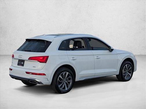2025 Audi Q5 45 S line Premium Plus