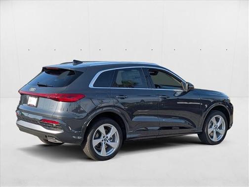 2025 Audi Q5 Premium Plus