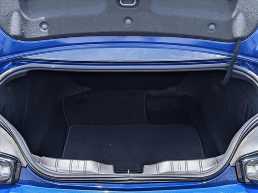 2022 Chevrolet Camaro RWD Coupe LT1