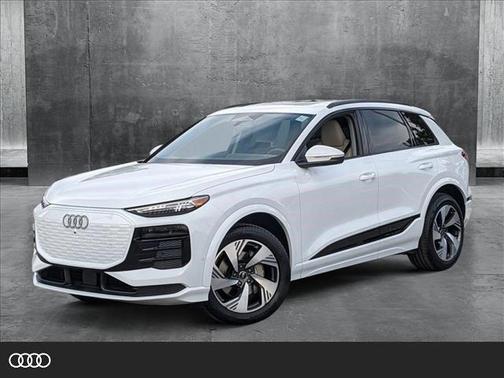 2025 Audi Q6 e-tron Premium Plus quattro