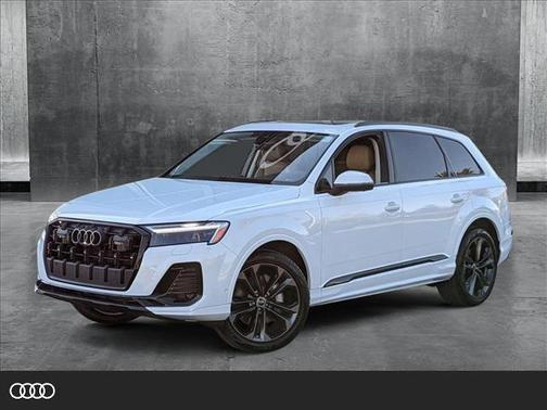 2025 Audi Q7 55 Premium Plus