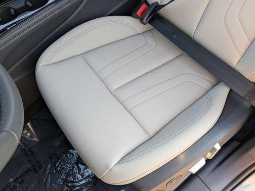 Arrow Gray Pearl Effect 2026 Audi Q3 TFSI quattro S tronic