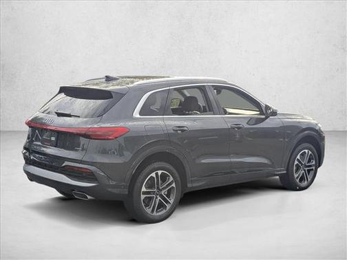 Tambora Gray Metallic 2025 Audi Q5 Premium TFSI quattro S tronic