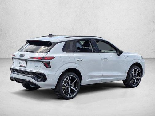 Glacier White Metallic 2026 Audi Q3 S line