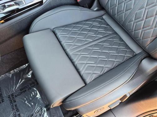 Mythos Black Metallic 2026 Audi SQ5 3.0T Prestige