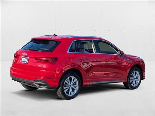 2024 Audi Q3 Premium 45 TFSI S line quattro Tiptronic