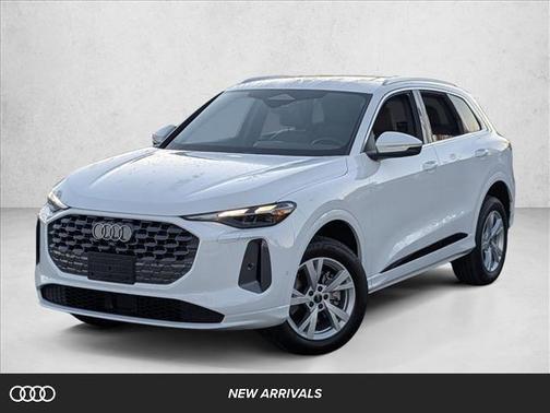 2025 Audi Q5 Premium TFSI quattro S tronic