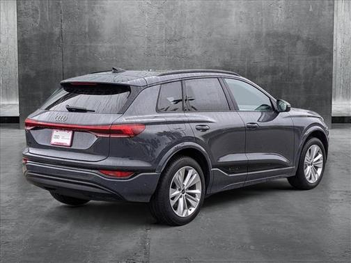 2025 Audi Q6 e-tron Premium Plus