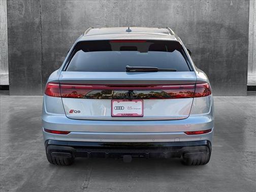 2025 Audi Q8 55 Premium Plus