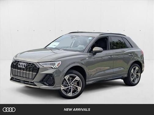 2025 Audi Q3 Premium 45 TFSI S line quattro Tiptronic