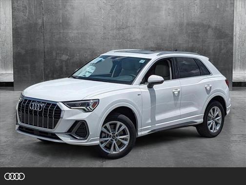 2025 Audi Q3 Premium 45 TFSI S line quattro Tiptronic