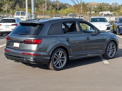2026 Audi Q7 55 Prestige