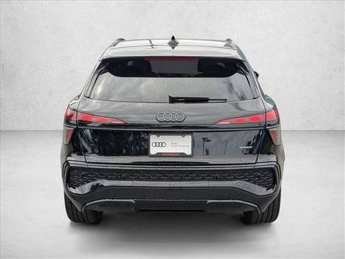 Mythos Black Metallic 2026 Audi Q3 S line