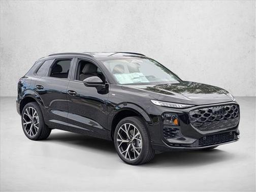 Mythos Black Metallic 2026 Audi Q3 S line