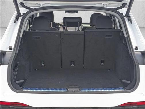 Arkona White 2025 Audi Q5 Premium TFSI quattro S tronic