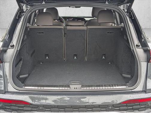 2025 Audi Q5 Premium TFSI quattro S tronic