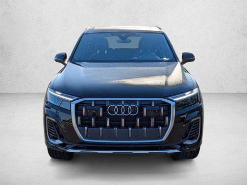 Mythos Black Metallic 2026 Audi Q7 55 Premium Plus